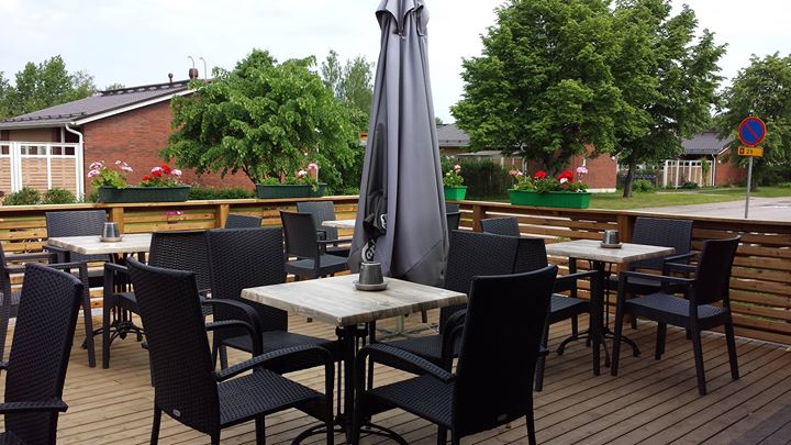 Ravintola & Bar  Vainio Piano 1 Image