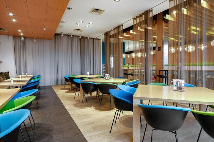Delta Cafe & Bistro Image