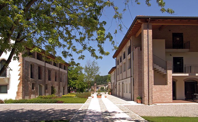 Albergo Corte della Rocca Bassa Image