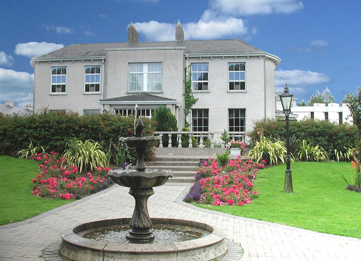 Castle Oaks House Hotel Image