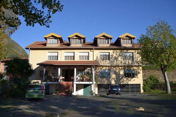 Albergo Varase Image