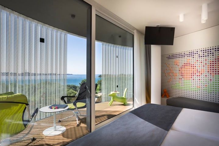 Family Hotel Amarin Image