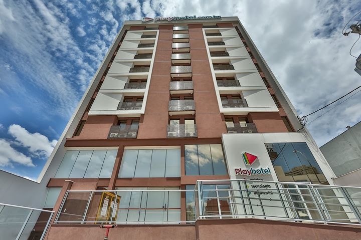 Play Hotel Image