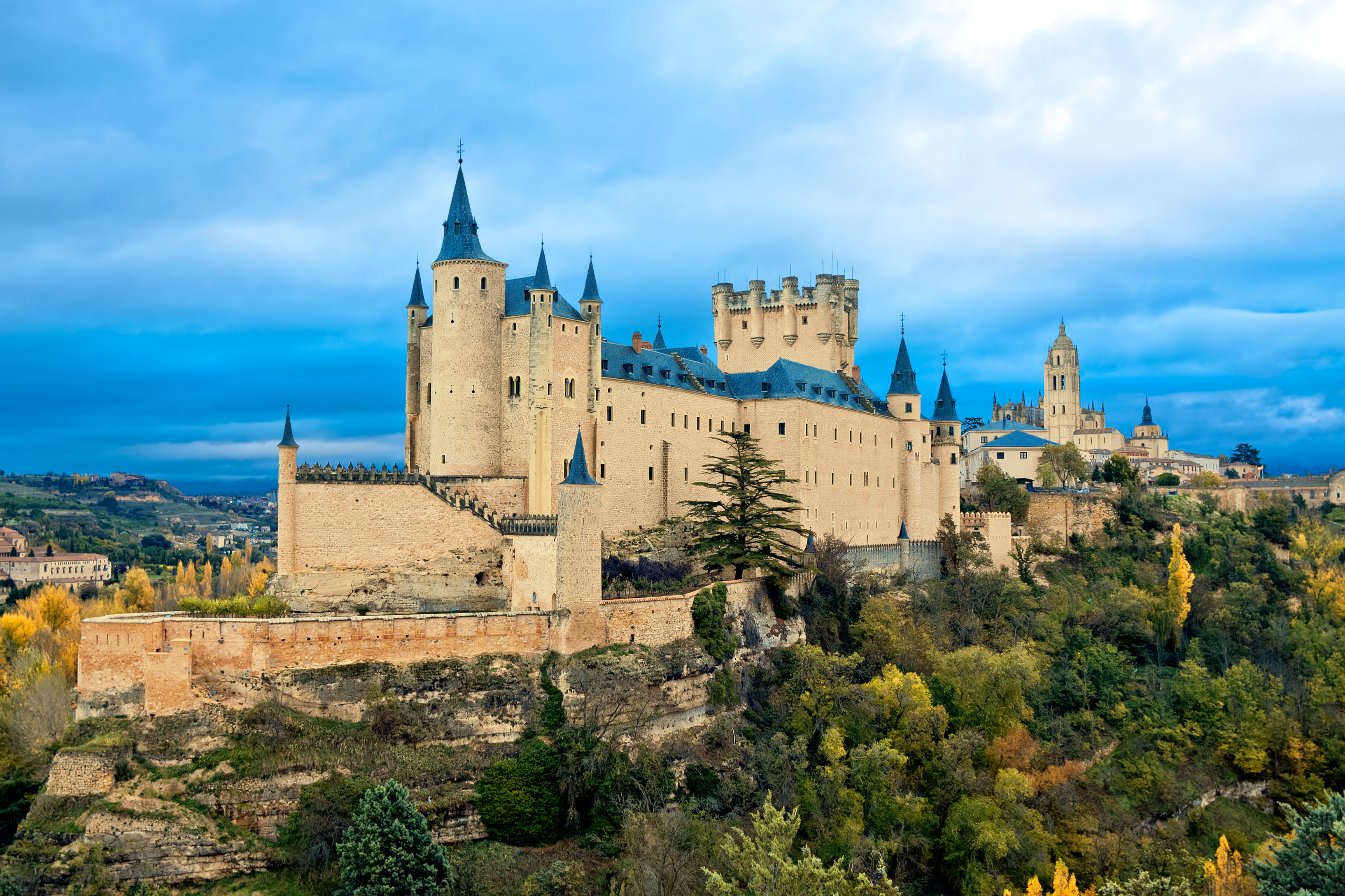 Alcazar of Segovia Image