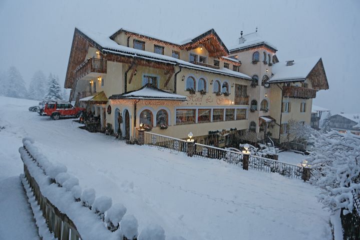 Family Hotel La Grotta Image