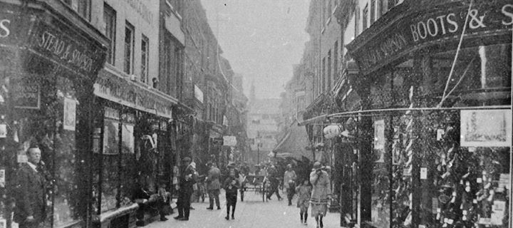 Great Yarmouth - Historic Broad Row Image
