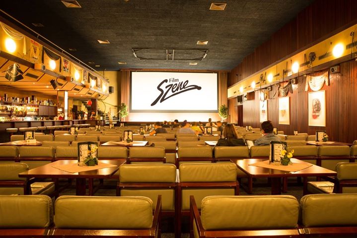 Film Szene Ottensheim - Kino Bei Tisch Image