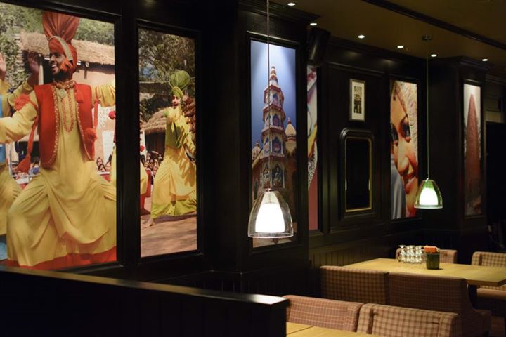 Ravintola India House Image