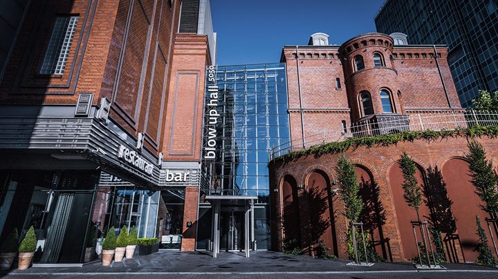 Blow Up Hall 5050 Hotel Image