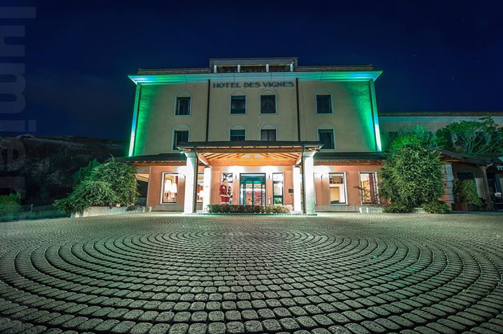 Hôtel des Vignes et Restaurant au Cep de Vigne Image