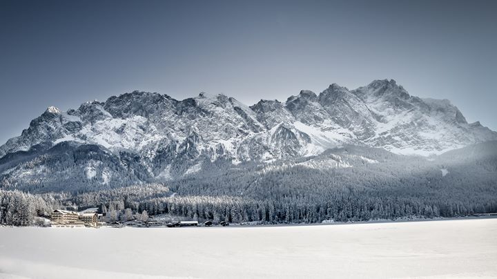 Eibsee Hotel Image