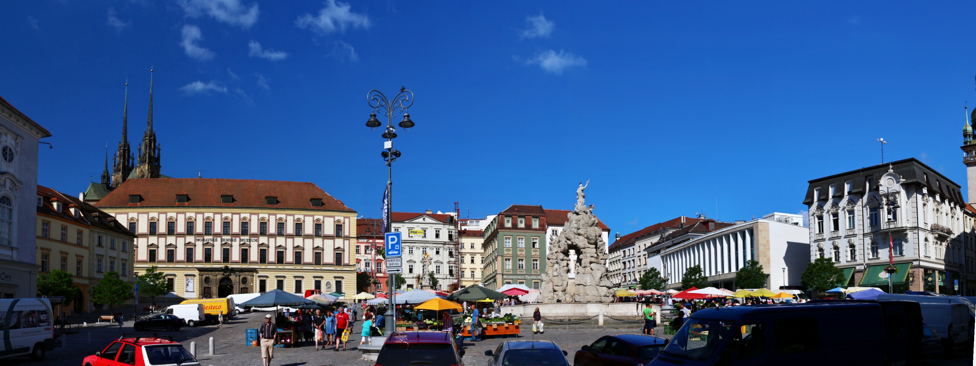 Cabbage Market Square Image
