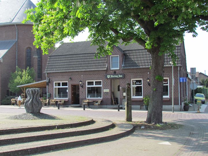 Eet- en Drinkcafé 't Trefpunt - B&B De Lindenhof Image