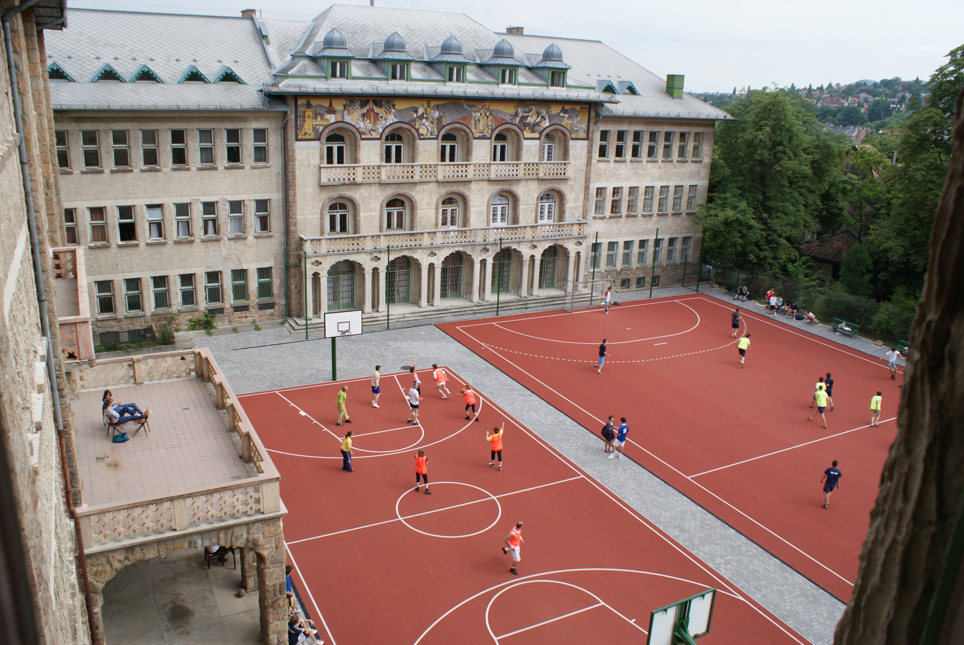 Baár-Madas Reformed High School Image