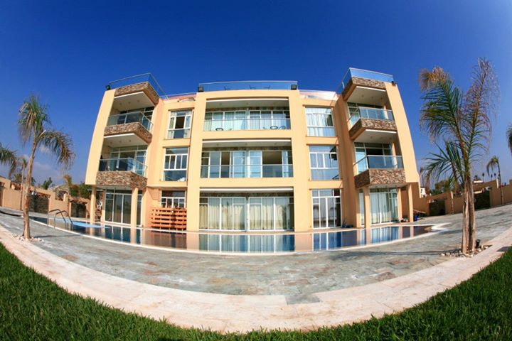Rmaileh Hotel and Beach Resort Image