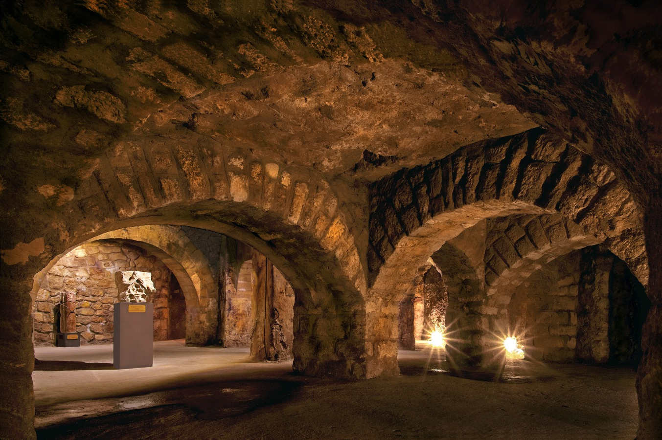 Labirintus, Budapest Image