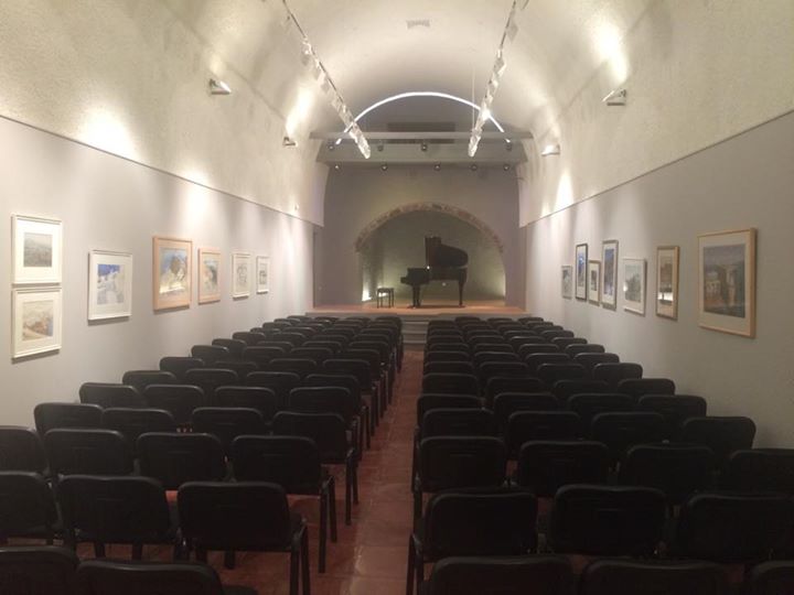 Gyzi Megaron Cultural Centre Image