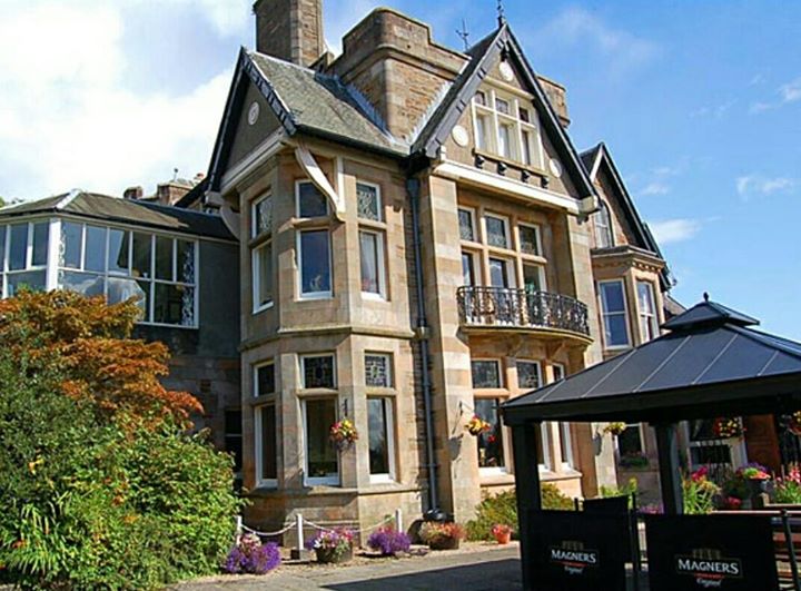 The Kilcreggan hotel Image