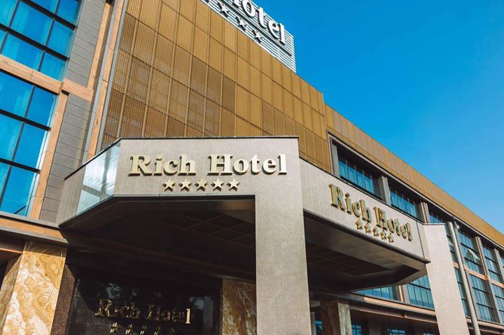 Rich Hotel Baku Image