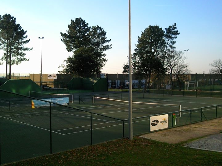 Escola de Ténis - Parque Health Club Image