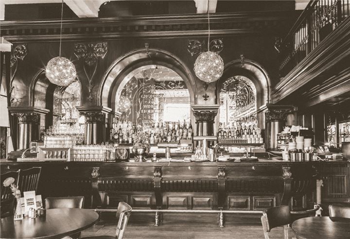 GRAND BAR Cafe  Restaurant  Bar Image