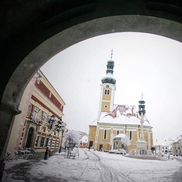 Hősök kapuja Image