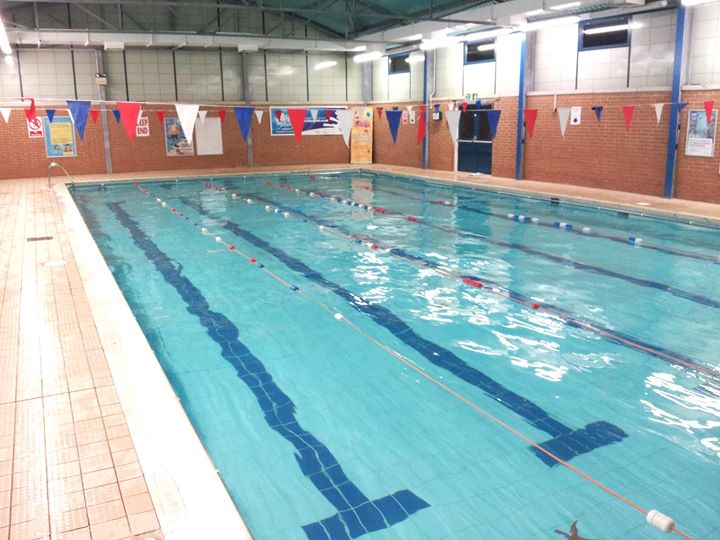 Northbrook Swimming Pool Image
