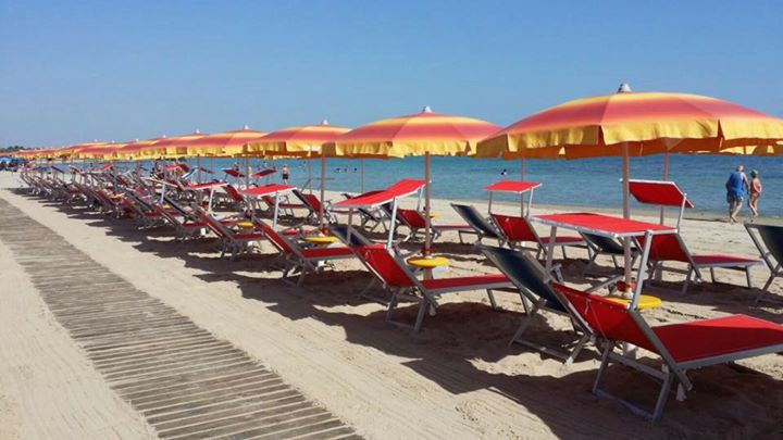 Sun Beach Lido Casalabate Image