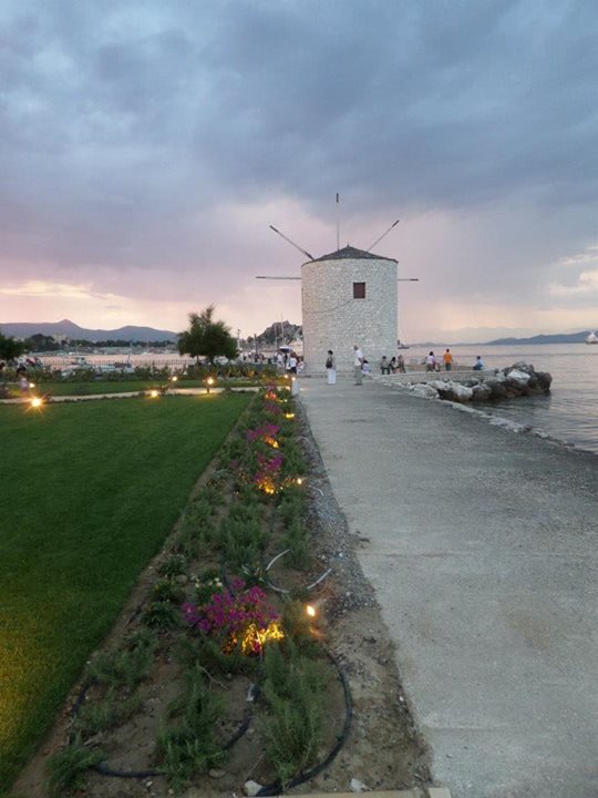 Ανεμόμυλος Cafe Restaurant Cocktail Bar Image