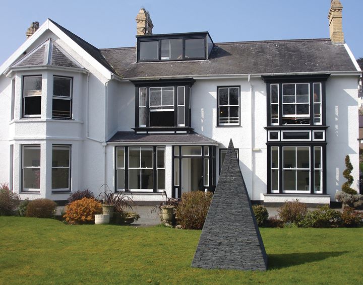 Oriel Tegfryn Image
