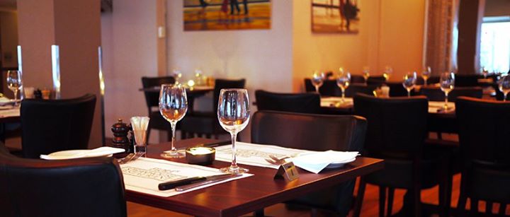 Floras Cafe & Steakhouse Image