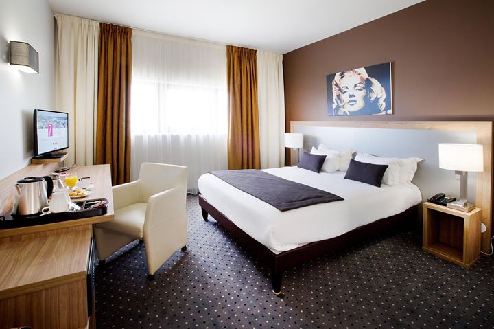 7Hotel&Fitness Image