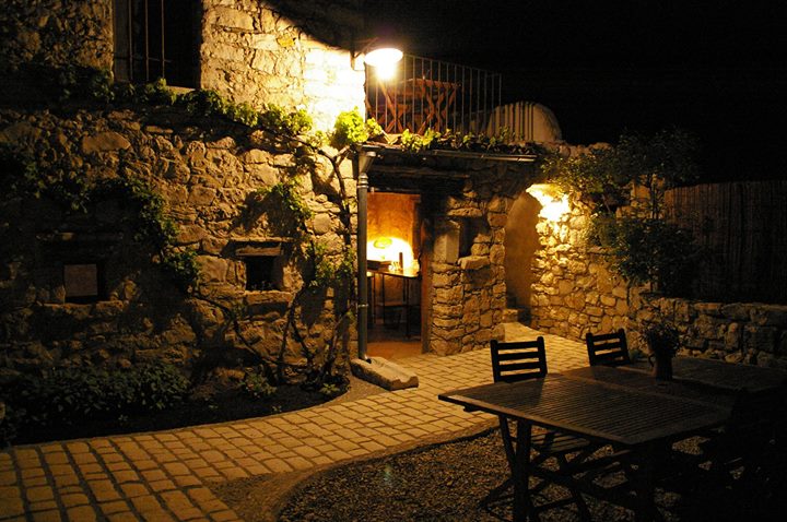 Gîte Les Vignes De la Tour St Blaise Trigance Image