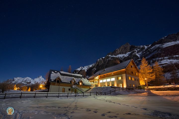 Refuge-Hôtel de Bayasse Image