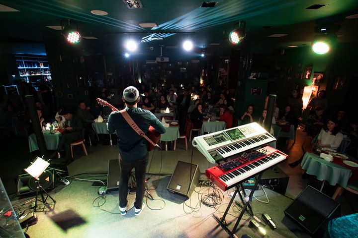 Музкафе Алматы - культовый ресторан, концертная площадка Image