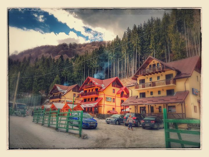 Pensiunea Valea Cascadelor Rucar Image