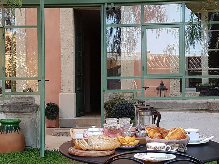 Aumes Sweet Home-Chambre d'Hôtes et Salon de Thé Image