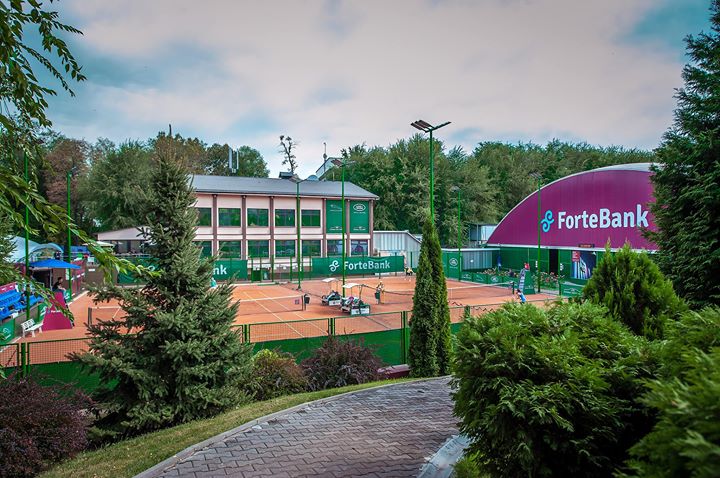 Gorky Tennis Park Image