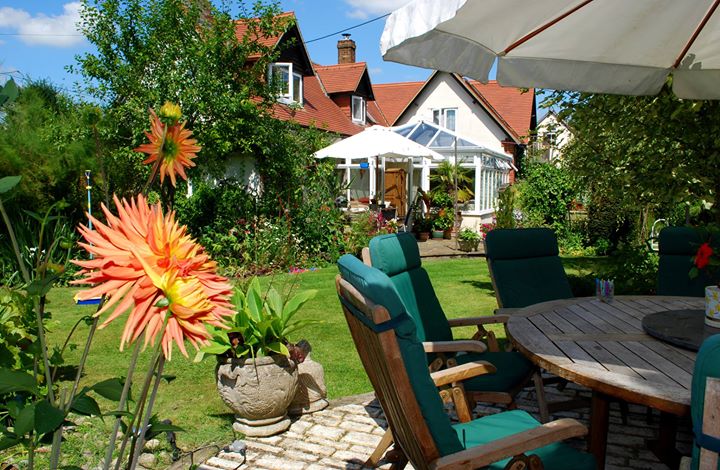 Dove Cottage Bed & Breakfast Image