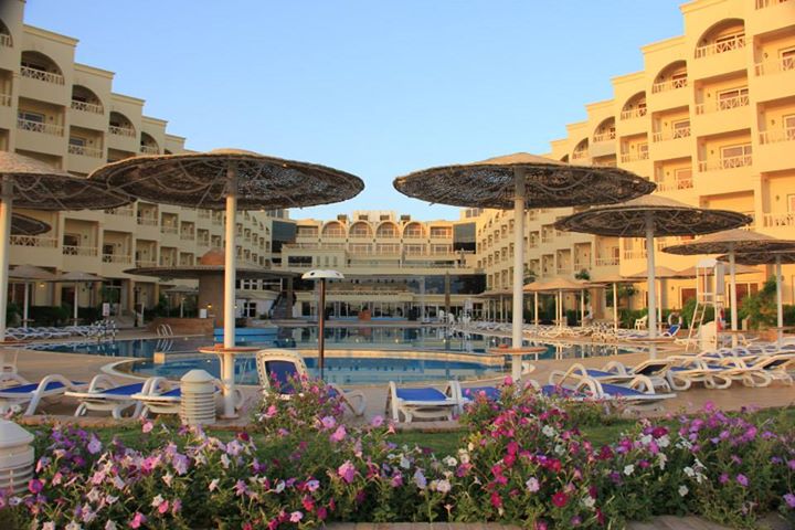 AMC Royal Hotel Hurghada Image