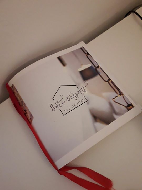 Boîte d'esprit - B&B De LUXE Image