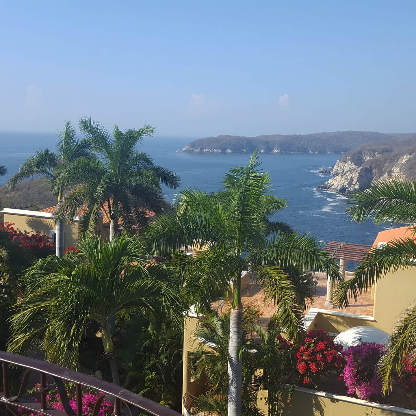 Oaxaca: Las Palmas Huatulco Image