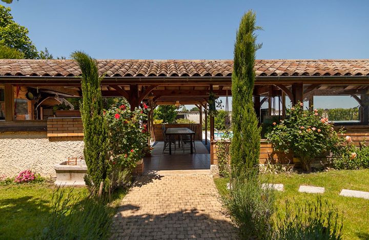 Chambres d'hôtes LE LION D'OR à Marlieux Image