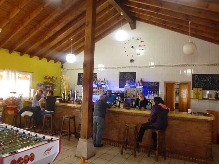 Bar Camping Playa de Arija Image