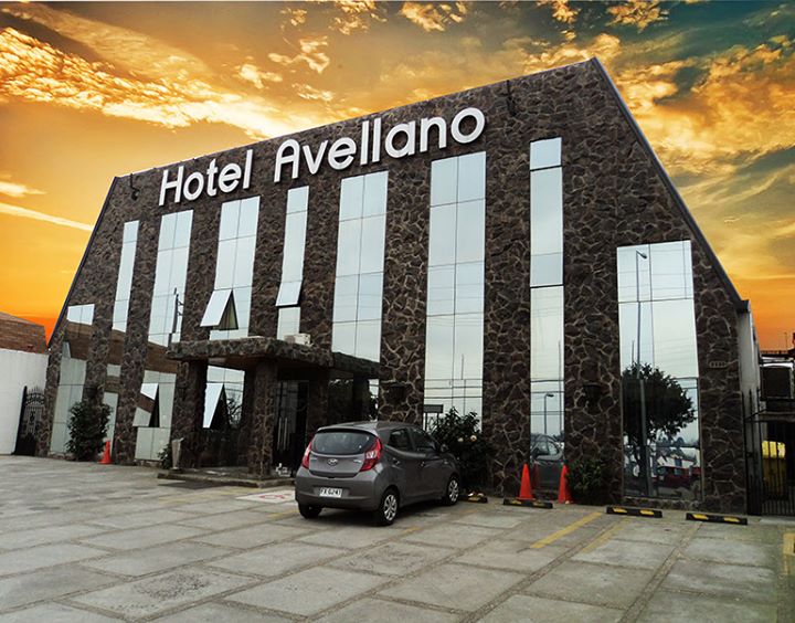 Hotel Avellano Image