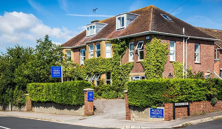 Aquila Heights Guest House - Bed & Breakfast Image