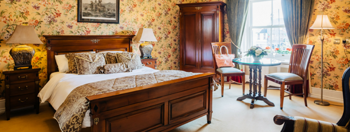 Gleesons Restaurant & Rooms Image