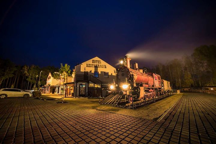 Western Hotel i Restauracja Image
