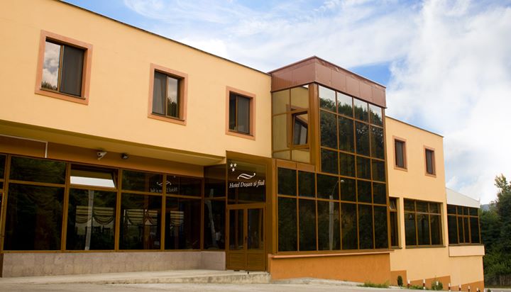 Hotel Dusan si fiul Resita Sud Image