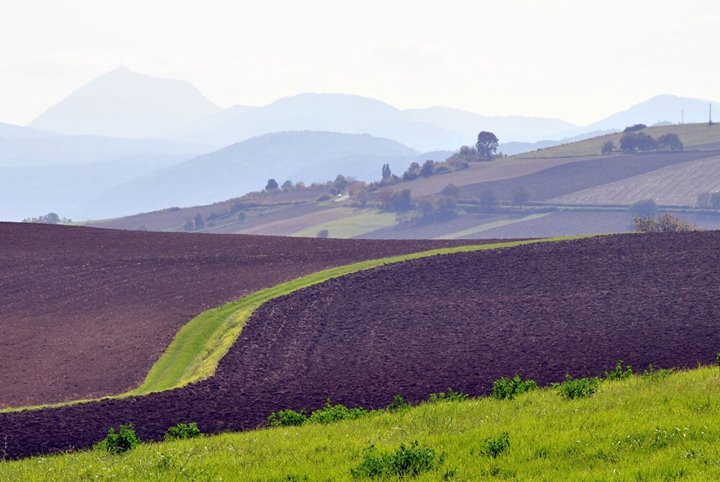 Les Trois Clochers -  Gîte, chambre d'hôte et atelier d'artiste Image